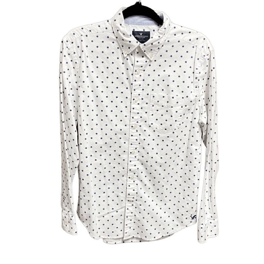 American Eagle Navy Polka Dot Button Down Size Medium NEW